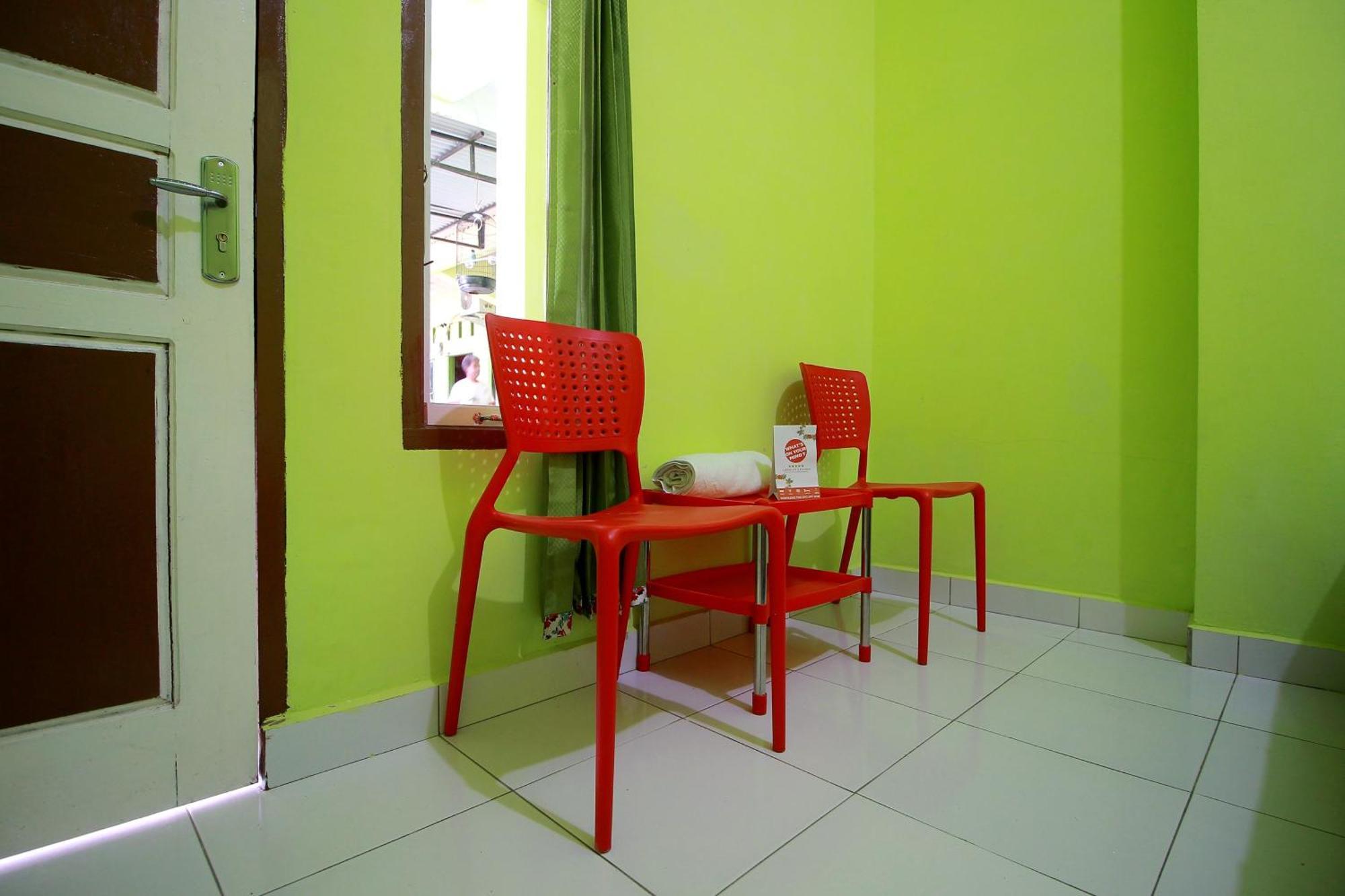 Oyo 2585 Sherren Guest House Lubuklinggau Extérieur photo