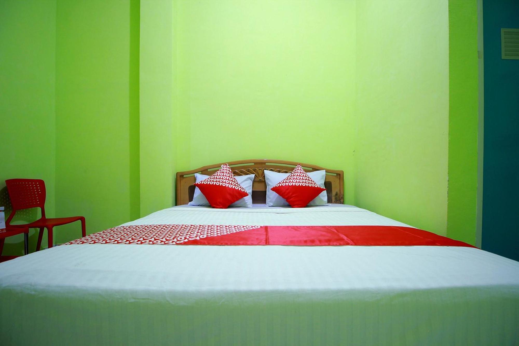Oyo 2585 Sherren Guest House Lubuklinggau Extérieur photo